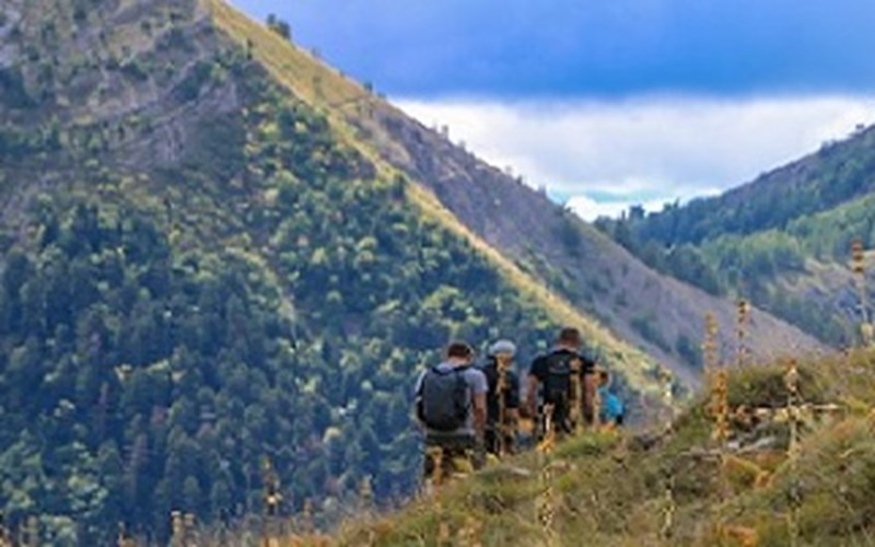 Séjour randonnée pédestre Retrouvance Buëch-Dévoluy 2026 Location Séjour randonnée pédestre Retrouvance Buëch-Dévoluy 2026 à Veynes