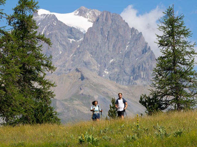 Tour du Pays des Écrins en 3 jours : CO2 0% avec service de transports de bagages à vélo !