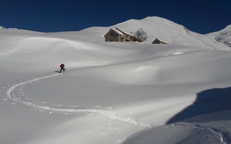 Refuge du Pic du Mas de la Grave Location Refuge du Pic du Mas de la Grave à LA GRAVE