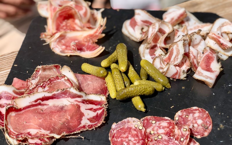 Chalet refuge du pré de Mme Carle (Cézanne) Location Chalet refuge du pré de Mme Carle (Cézanne) à PELVOUX