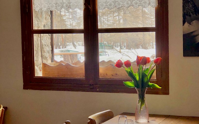 Chalet refuge du pré de Mme Carle (Cézanne) Location Chalet refuge du pré de Mme Carle (Cézanne) à PELVOUX