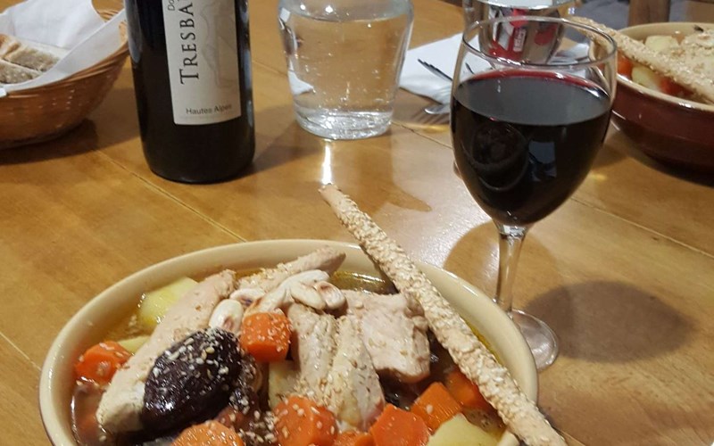 Gite d'étape de Saint Disdier Location Gite d'étape de Saint Disdier à ST DISDIER