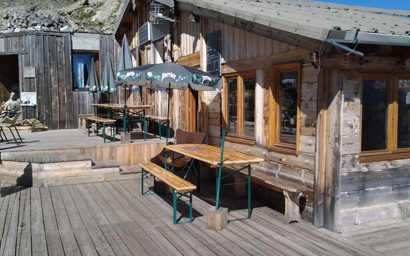 Refuge Evariste Chancel Location Refuge Evariste Chancel à LA GRAVE