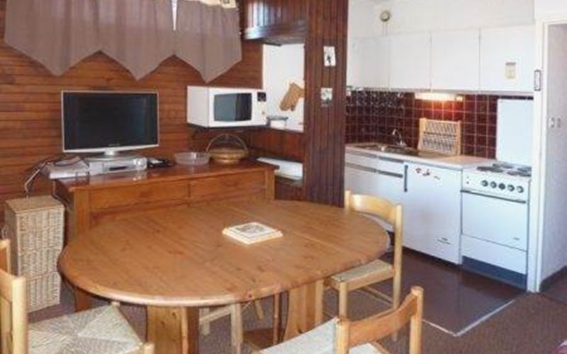 01 Les Ecrins 2 pièces 6 personnes Ouest Location 01 Les Ecrins 2 pièces 6 personnes Ouest à LES ORRES