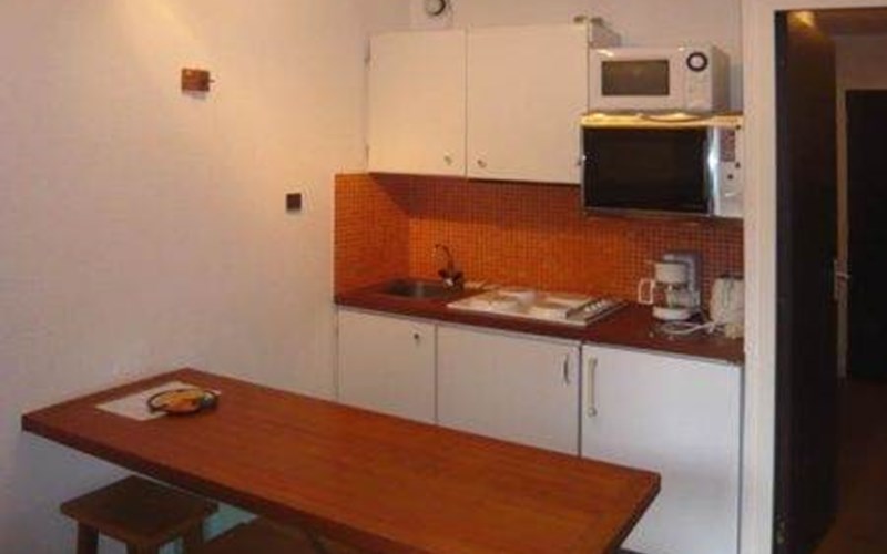 24 L'Oustal Studio 4 personnes   N/E Location 24 L'Oustal Studio 4 personnes   N/E à LES ORRES