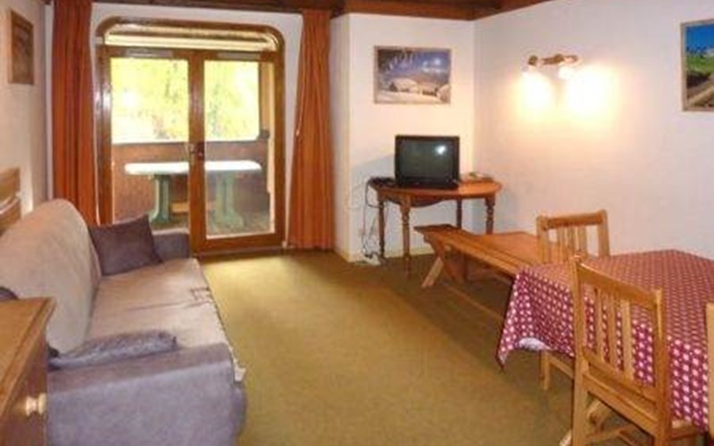 22 L'Epervière 2 pièces 6 personnes SUD Location 22 L'Epervière 2 pièces 6 personnes SUD à LES ORRES