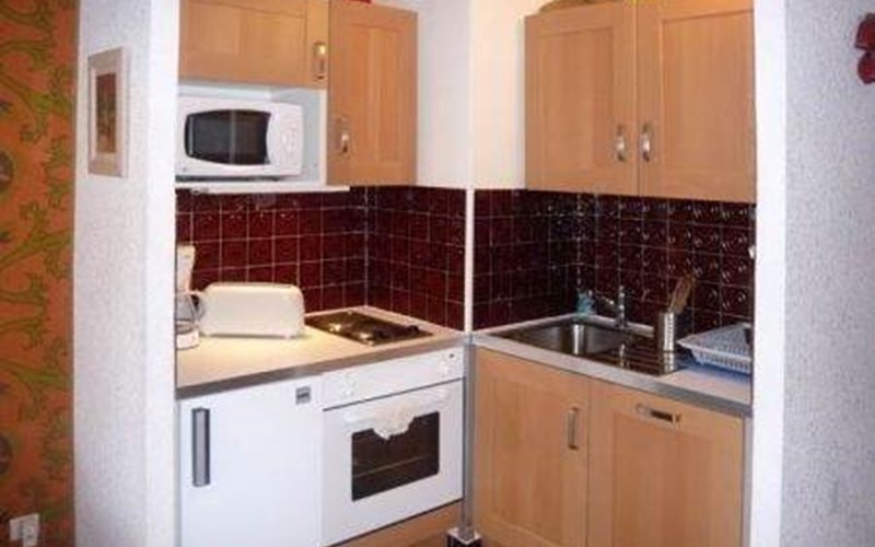 121 Le Sunny Snow Studio 4 personnes  Sud Location 121 Le Sunny Snow Studio 4 personnes  Sud à LES ORRES