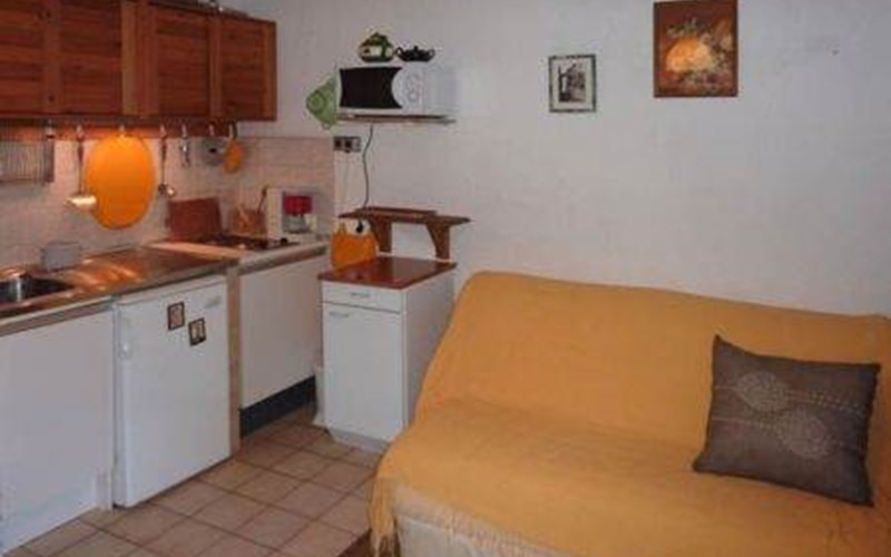 41 L'Epervière Studio 4 personnes  Est Location 41 L'Epervière Studio 4 personnes  Est à LES ORRES