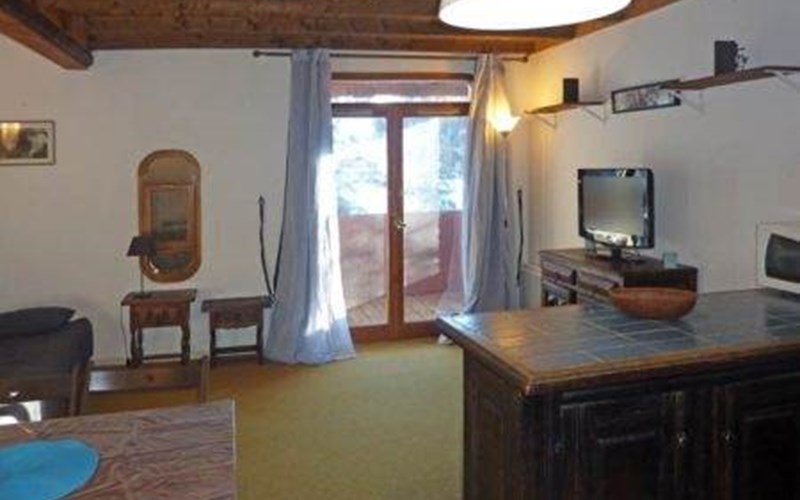 53 Le Silhouraïs Studio 4 personnes  Sud Location 53 Le Silhouraïs Studio 4 personnes  Sud à LES ORRES