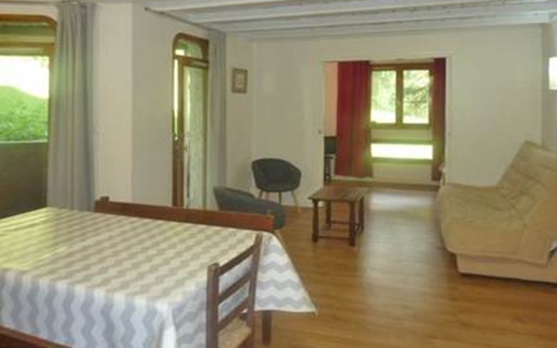 21 Le Silhouraïs 2 pièces 8 personnes  Sud Location 21 Le Silhouraïs 2 pièces 8 personnes  Sud à LES ORRES