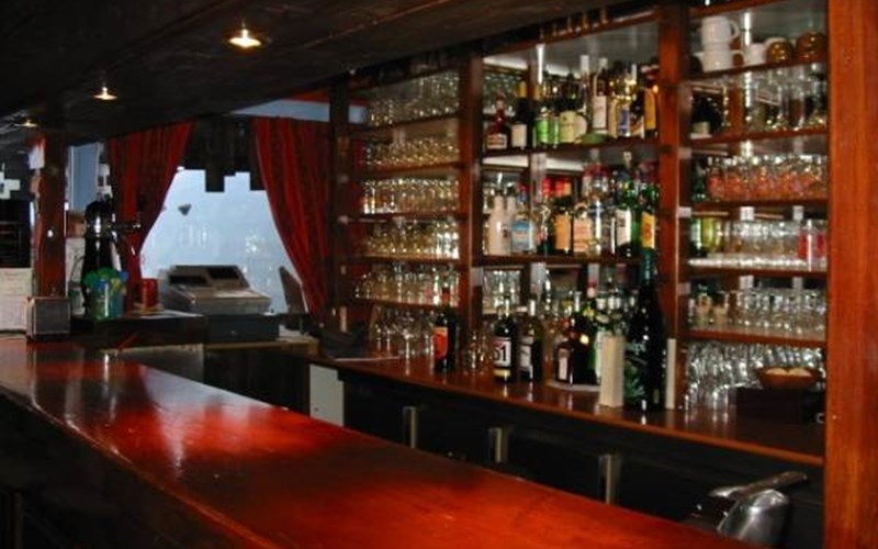 Hotel L'Ancolie Chambre pour 5 personnes Location Hotel L'Ancolie Chambre pour 5 personnes à LES ORRES