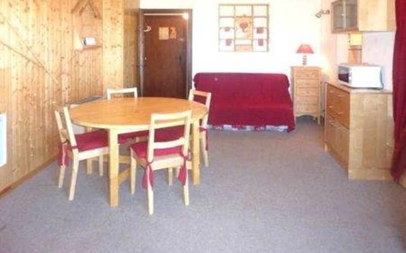 A701 Les Cembros 2 pièces 6 personnes Ouest Location A701 Les Cembros 2 pièces 6 personnes Ouest à LES ORRES