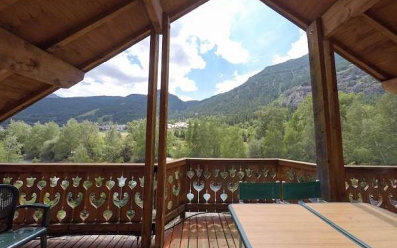 Chalet 11 pers CHALET RIVIERE HIC SA Location Chalet 11 pers CHALET RIVIERE HIC SA à ST CHAFFREY