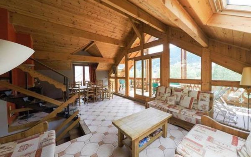 Chalet 11 pers CHALET RIVIERE HIC SA Location Chalet 11 pers CHALET RIVIERE HIC SA à ST CHAFFREY