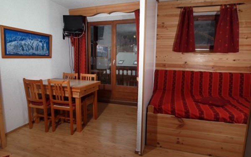 Studio + Coin Montagne 4 Pers L'AIGLON ALB SA Location Studio + Coin Montagne 4 Pers L'AIGLON ALB SA à ST CHAFFREY