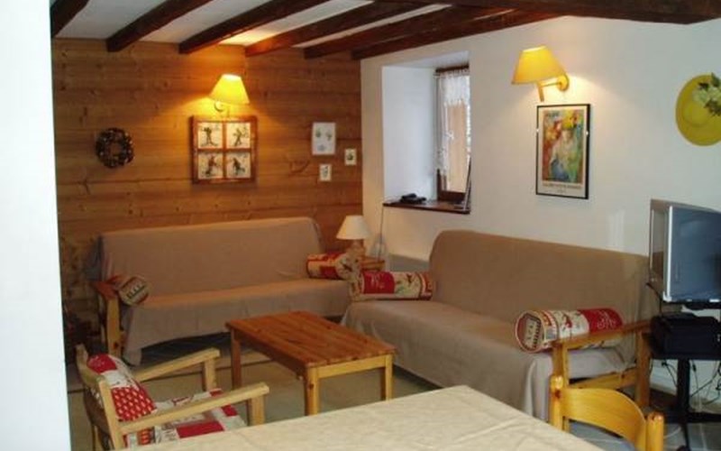 MAISON 10 Pers LA CHIROUZE LUD SA Location MAISON 10 Pers LA CHIROUZE LUD SA à LA SALLE LES ALPES