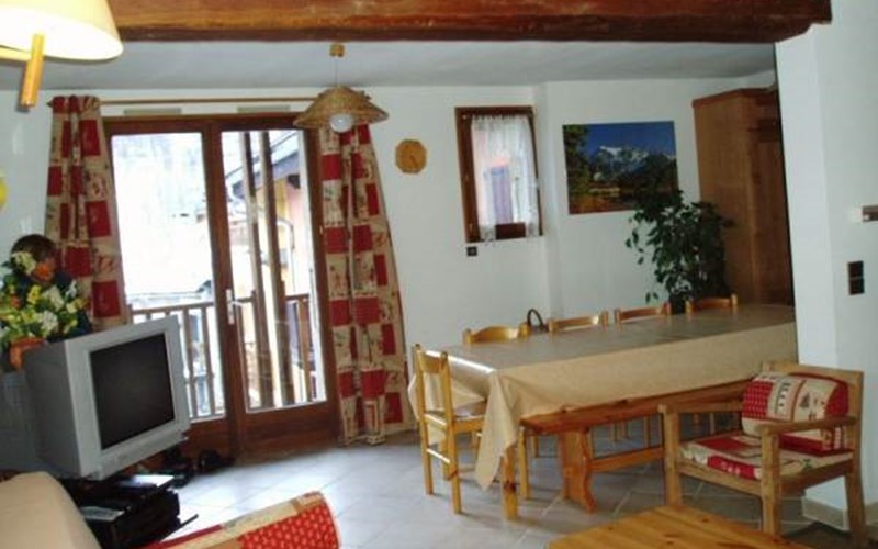 MAISON 10 Pers LA CHIROUZE LUD SA Location MAISON 10 Pers LA CHIROUZE LUD SA à LA SALLE LES ALPES