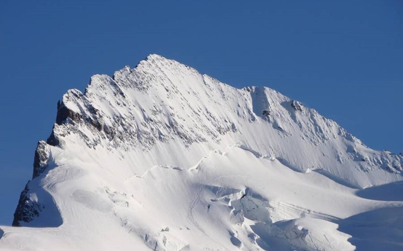 CAMPING LA ROCHETTE Location CAMPING LA ROCHETTE à GUILLESTRE