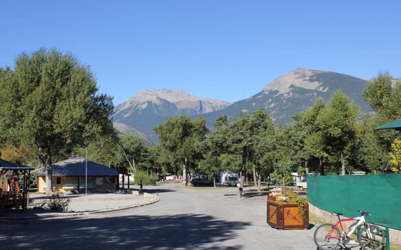 CAMPING LA ROCHETTE Location CAMPING LA ROCHETTE à GUILLESTRE