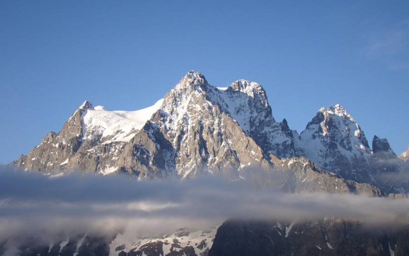 CAMPING LA ROCHETTE Location CAMPING LA ROCHETTE à GUILLESTRE