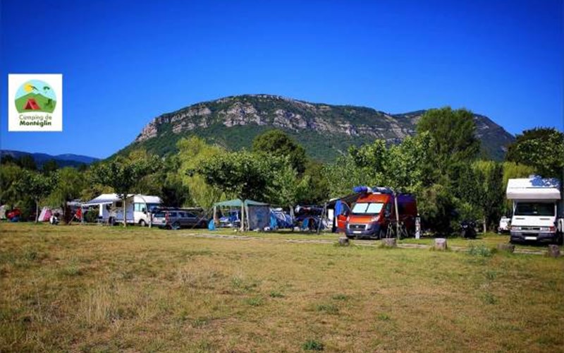 Location Camping de Montéglin à LARAGNE MONTEGLIN