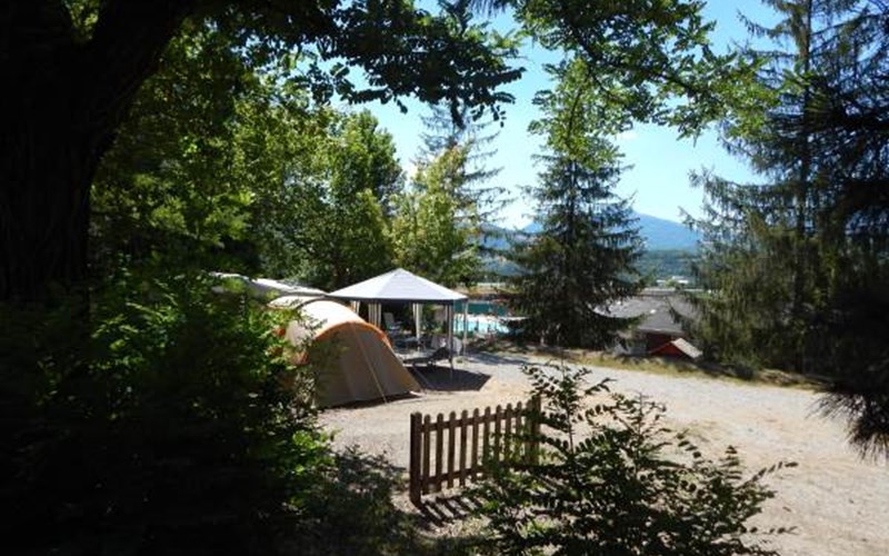 Location Camping le Chêne à TALLARD