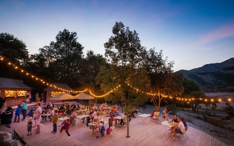 Huttopia Lac de Serre Ponçon Location Huttopia Lac de Serre Ponçon à UBAYE SERRE PONCON