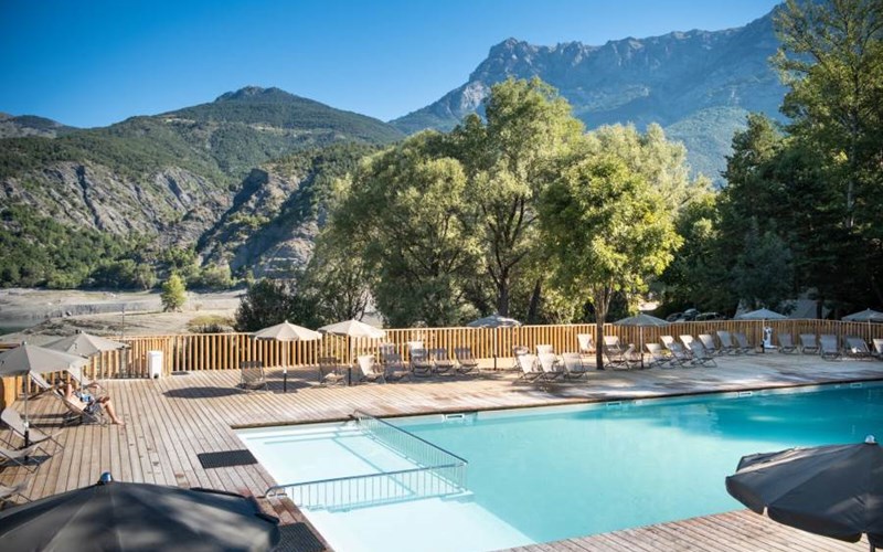 Huttopia Lac de Serre Ponçon Location Huttopia Lac de Serre Ponçon à UBAYE SERRE PONCON