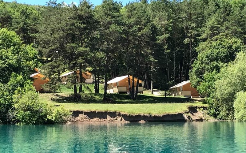 Huttopia Lac de Serre Ponçon Location Huttopia Lac de Serre Ponçon à UBAYE SERRE PONCON