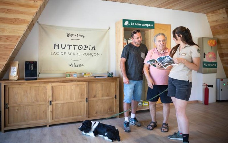 Huttopia Lac de Serre Ponçon Location Huttopia Lac de Serre Ponçon à UBAYE SERRE PONCON