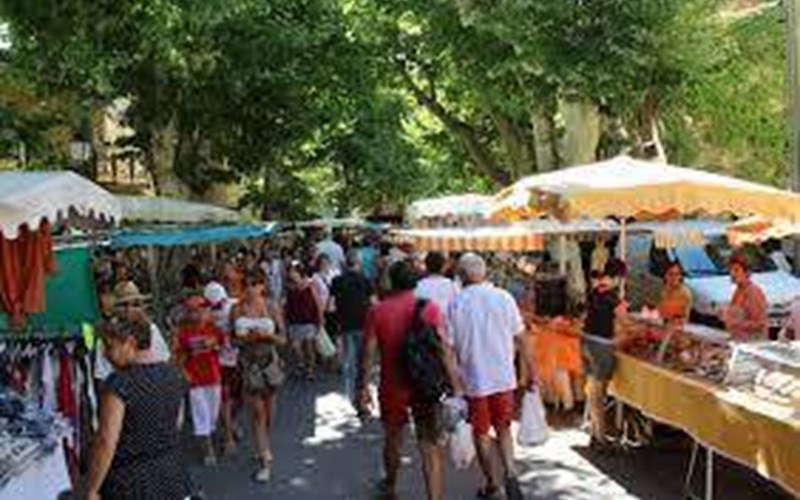 Flower Camping Les Hauts de Rosans Location Flower Camping Les Hauts de Rosans à ROSANS