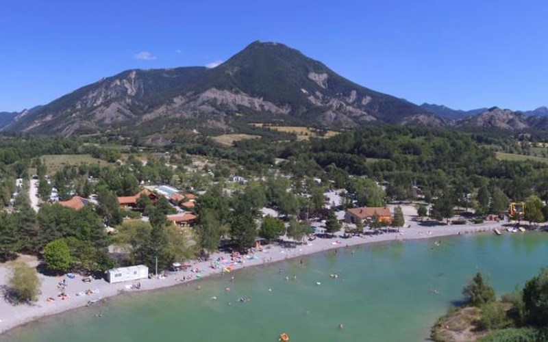 Camping Les Rives du Lac Location Camping Les Rives du Lac à VEYNES