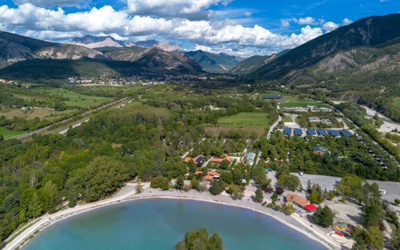 Camping Les Rives du Lac Location Camping Les Rives du Lac à VEYNES