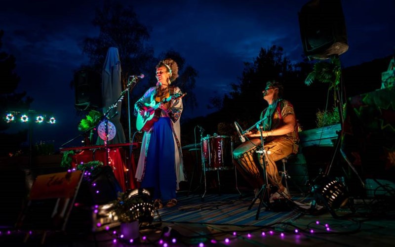 Camping Les Rives du Lac Location Camping Les Rives du Lac à VEYNES