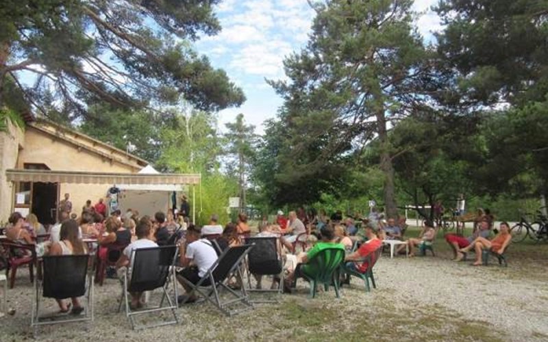 LE PARC DES SERIGONS Location LE PARC DES SERIGONS à LA ROCHE DES ARNAUDS