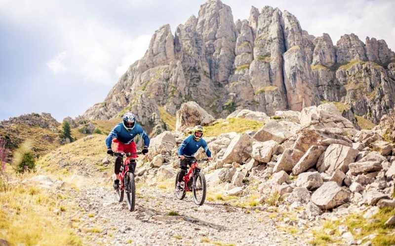 Camping Sunêlia La Presqu'île**** Location Camping Sunêlia La Presqu'île**** à PRUNIERES