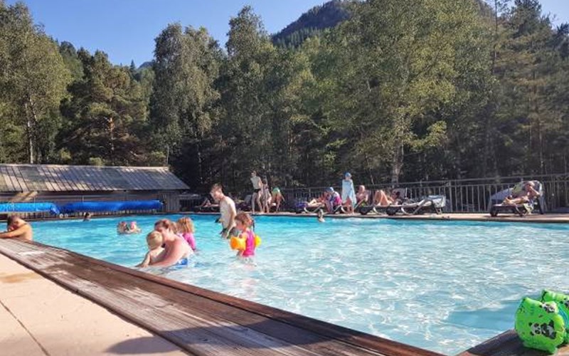 Camping-Caravaneige l'Iscle de Prelles Location Camping-Caravaneige l'Iscle de Prelles à ST MARTIN DE QUEYRIERE