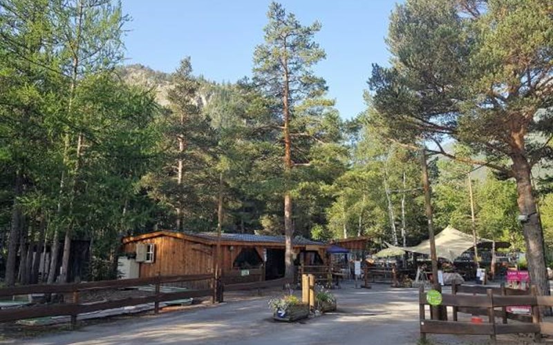 Camping-Caravaneige l'Iscle de Prelles Location Camping-Caravaneige l'Iscle de Prelles à ST MARTIN DE QUEYRIERE