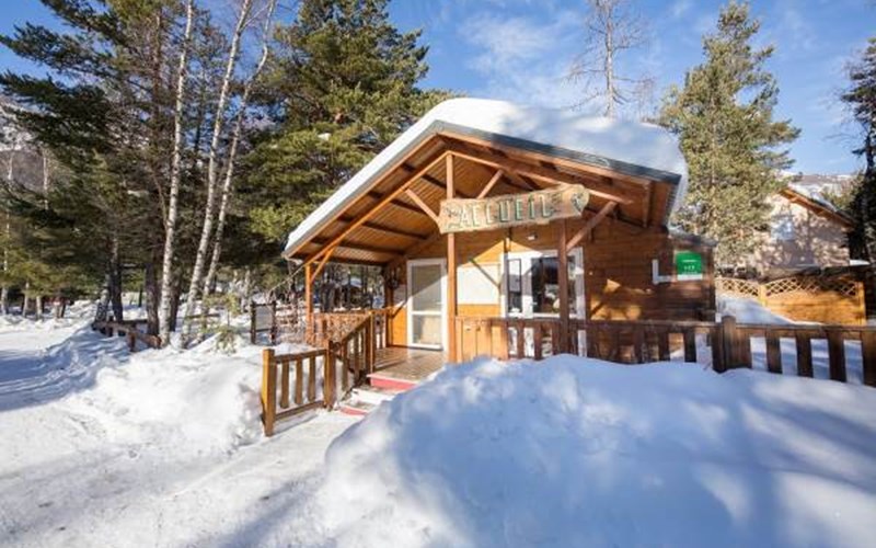 Camping-Caravaneige l'Iscle de Prelles Location Camping-Caravaneige l'Iscle de Prelles à ST MARTIN DE QUEYRIERE