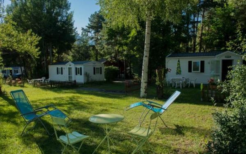 Camping Chalets Résidentiels SAINT JAMES LES PINS Location Camping Chalets Résidentiels SAINT JAMES LES PINS à GUILLESTRE