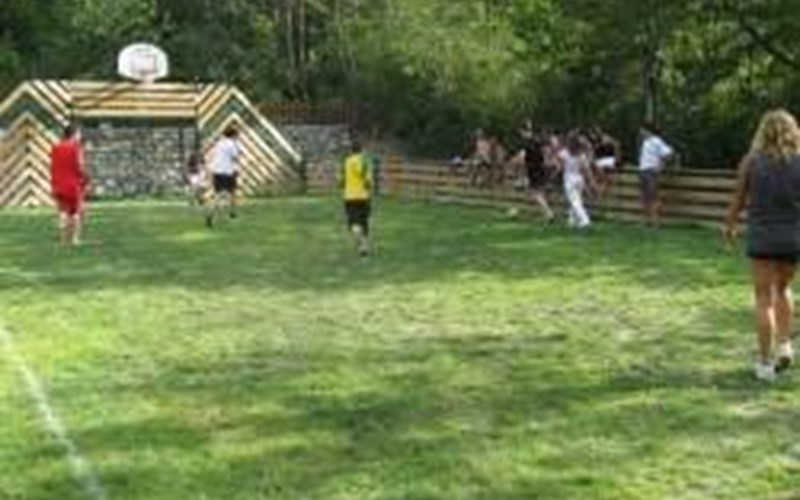 Camping Chalets Résidentiels SAINT JAMES LES PINS Location Camping Chalets Résidentiels SAINT JAMES LES PINS à GUILLESTRE