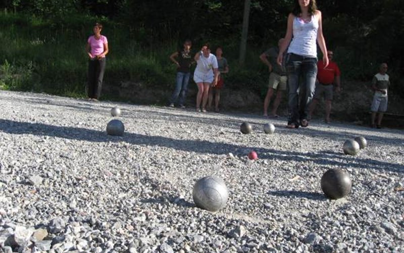 Camping Chalets Résidentiels SAINT JAMES LES PINS Location Camping Chalets Résidentiels SAINT JAMES LES PINS à GUILLESTRE