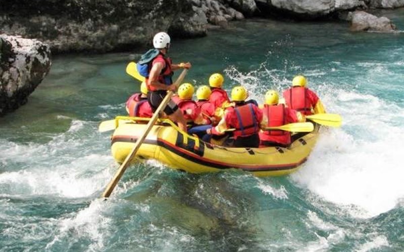 Camping Chalets Résidentiels SAINT JAMES LES PINS Location Camping Chalets Résidentiels SAINT JAMES LES PINS à GUILLESTRE