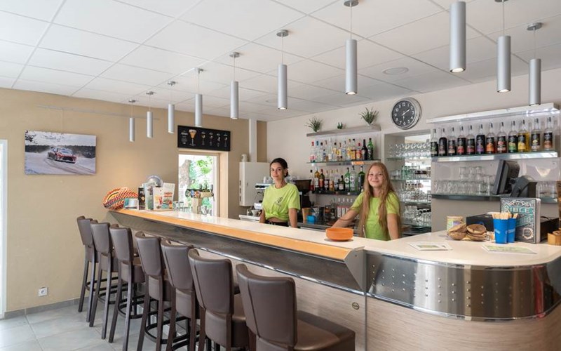 Camping Les Princes d'Orange Location Camping Les Princes d'Orange à ORPIERRE