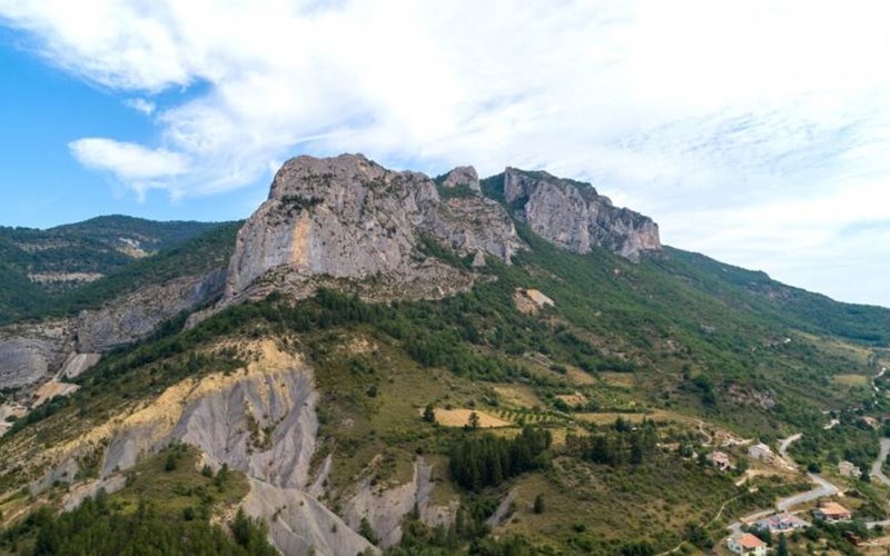 Camping Les Princes d'Orange Location Camping Les Princes d'Orange à ORPIERRE