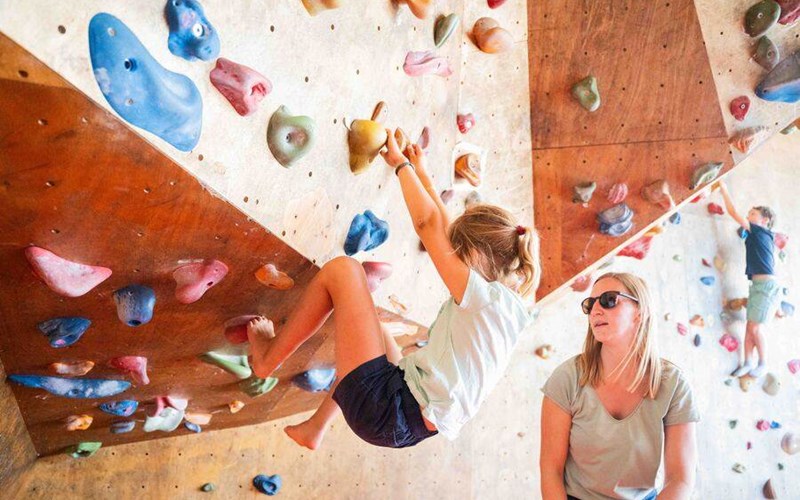 Camping Les Princes d'Orange Location Camping Les Princes d'Orange à ORPIERRE