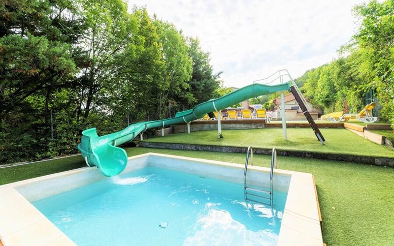 Camping Les Princes d'Orange Location Camping Les Princes d'Orange à ORPIERRE