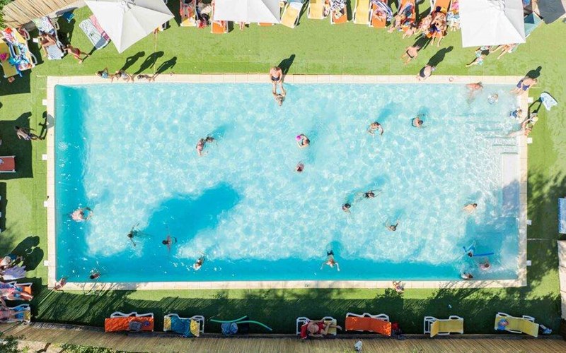 Camping Les Princes d'Orange Location Camping Les Princes d'Orange à ORPIERRE