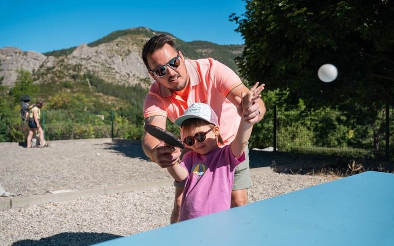 Camping Les Princes d'Orange Location Camping Les Princes d'Orange à ORPIERRE