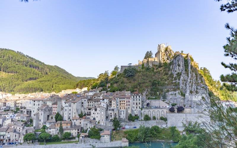 Sites et Paysages Les Prés Hauts Location Sites et Paysages Les Prés Hauts à SISTERON